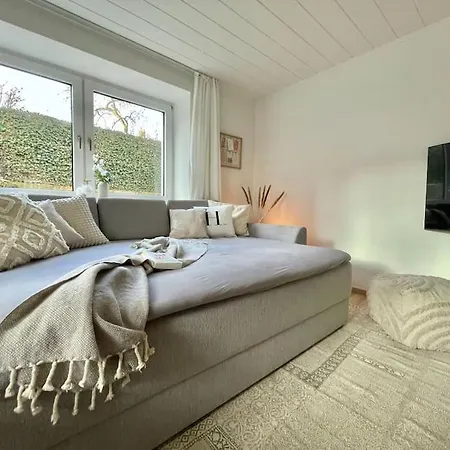 Apartament Stadt-oase - Kostenlos Parken, Ruhig, Kliniken, Gop, Bali-therme, Boxspringbett Bad Oeynhausen