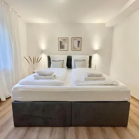 Stadt-oase - Kostenlos Parken, Ruhig, Kliniken, Gop, Bali-therme, Boxspringbett *