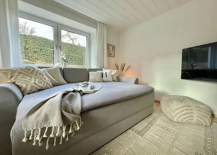 Apartment Stadt-oase - Kostenlos Parken, Ruhig, Kliniken, Gop, Bali-therme, Boxspringbett Bad Oeynhausen