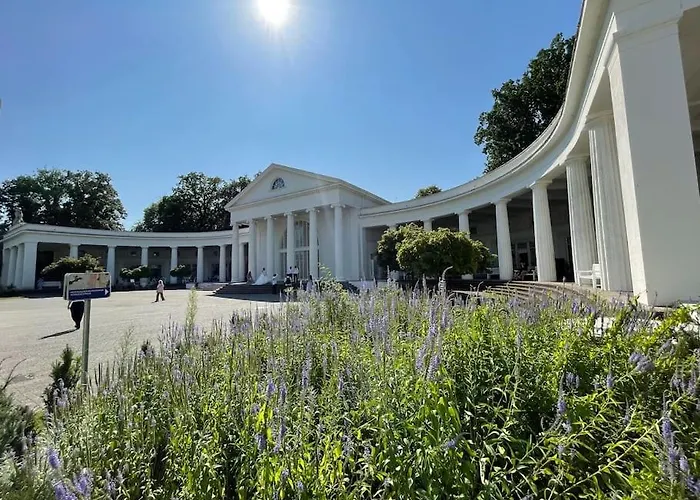 Stadt-oase - Kostenlos Parken, Ruhig, Kliniken, Gop, Bali-therme, Boxspringbett Lägenhet Bad Oeynhausen